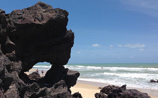 Rochas malucas da Praia da Pipa (RN) <3