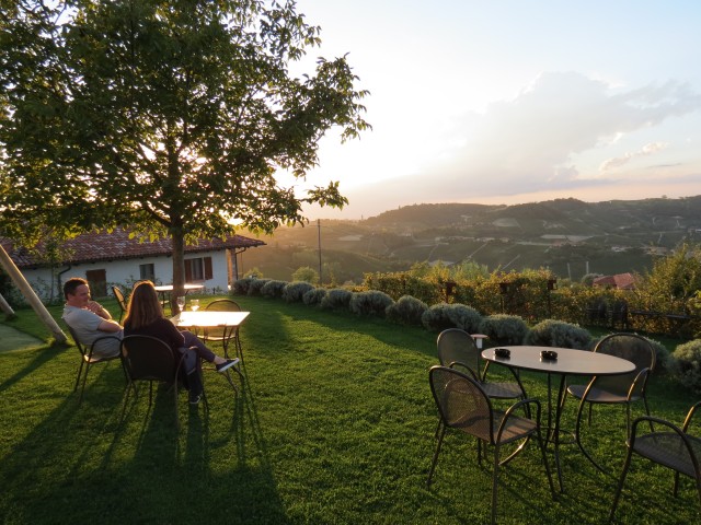 Fim de tarde na região do Langhe, no Piemonte, no Agriturismo La Torricella