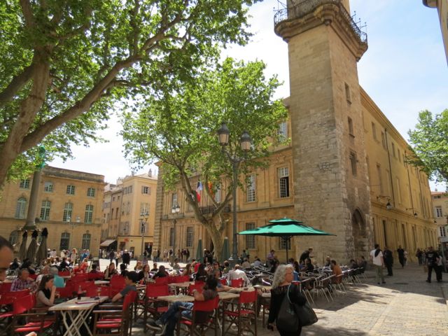 Aix-en-Provence é linda de morrer, mas tem algumas pegadinhas logísticas para quem viaja de trem
