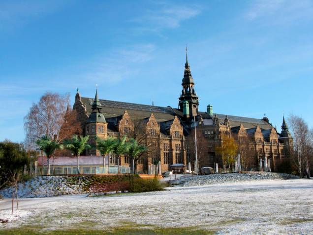Fundado no século 19 por Arthur Hazelius, o Museu Nórdico de Estocolmo foi criado para preservar a memória da cultura popular sueca Fundado no século 19 por Arthur Hazelius, o Museu Nórdico de Estocolmo foi criado para preservar a memória da cultura popular sueca