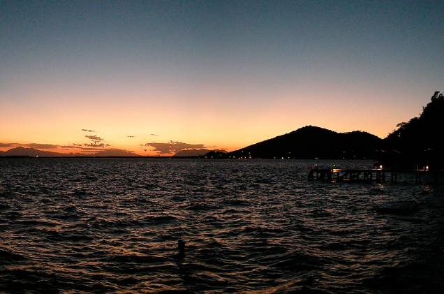 Fim de tarde em Itacuruçá, Rio de Janeiro Fim de tarde em Itacuruçá, Rio de Janeiro