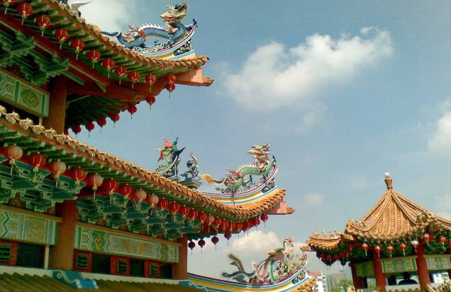 A cidade tem também uma forte herança chinesa, como pode ser visto no Templo Thean Hou.