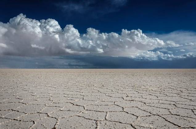 O Salar de Uyuni, na Bolívia, em época de seca (e frio)