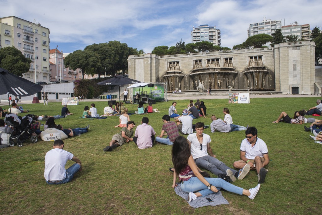 Este era o clima do MEO Outjazz na Alameda D. Afonso Henriques (Foto: Ora, Pois!)