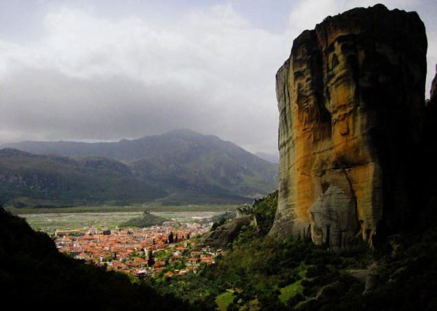 A cidadezinha de Kalabaka é a base para explorar os monastérios de Meteora