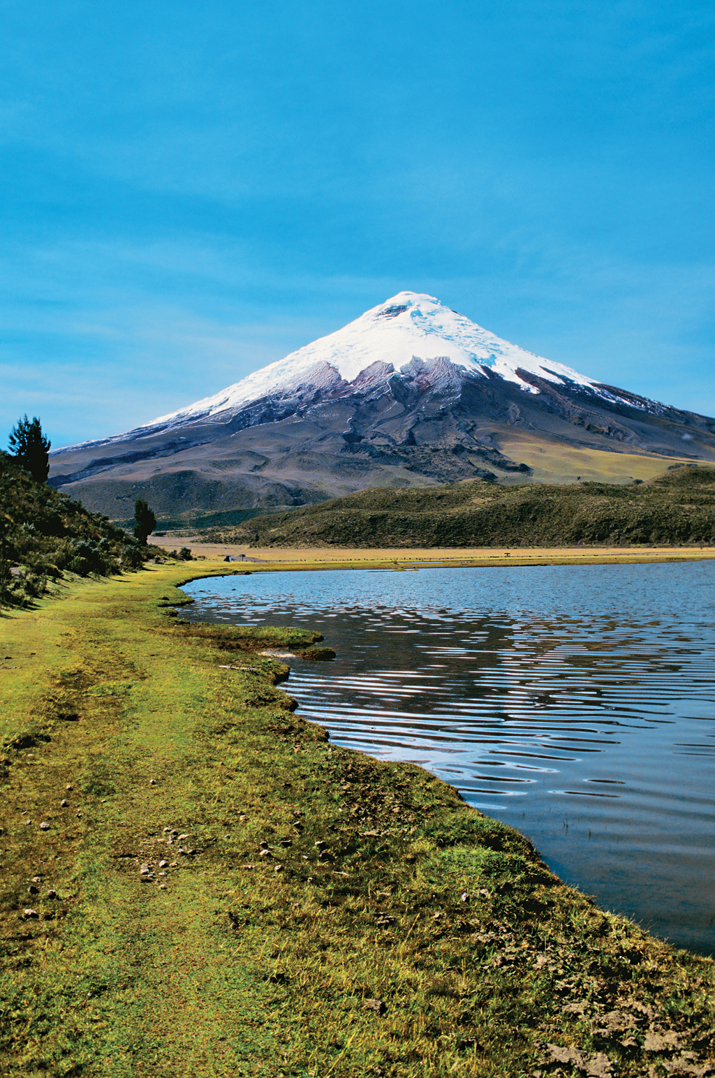 O vulcão Cotopaxi, no Equador