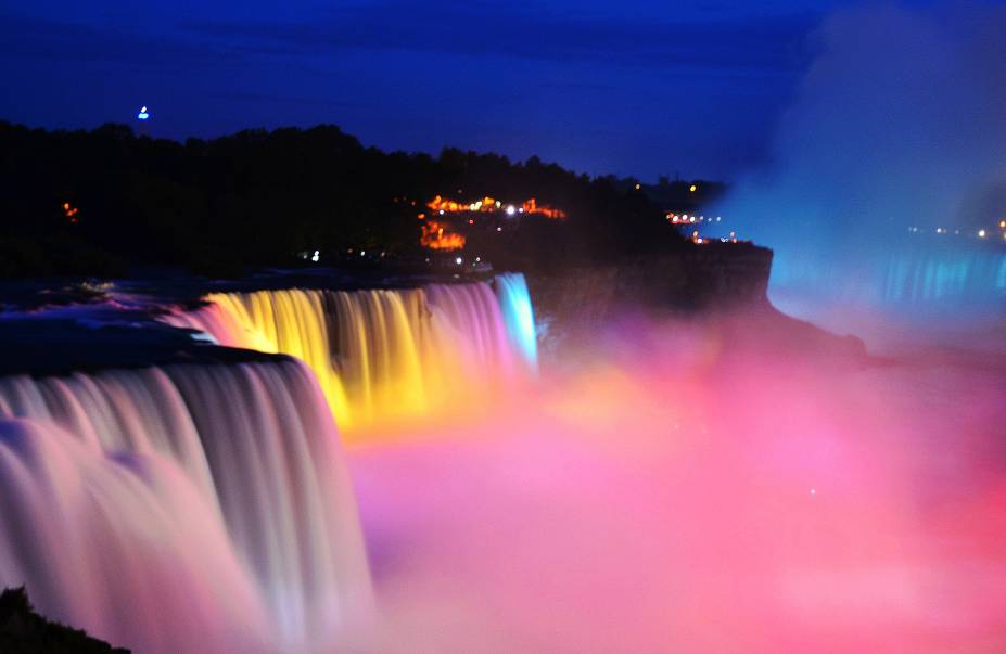 Show de luzes nas cataratas