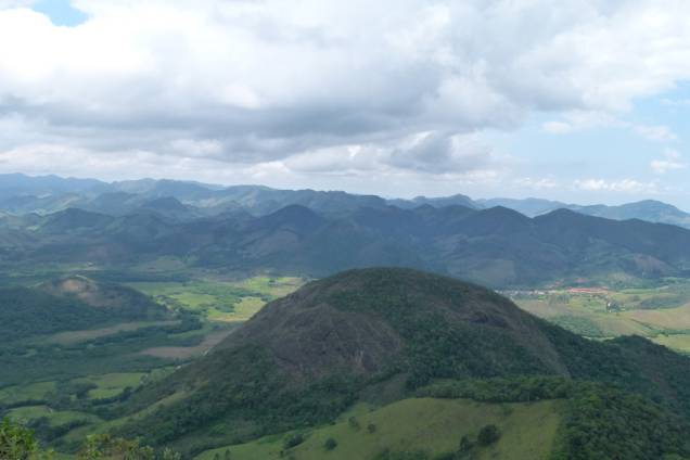 Vista de Mauá a partir do Mirante Zé Manuela, a 1800 metros de altura