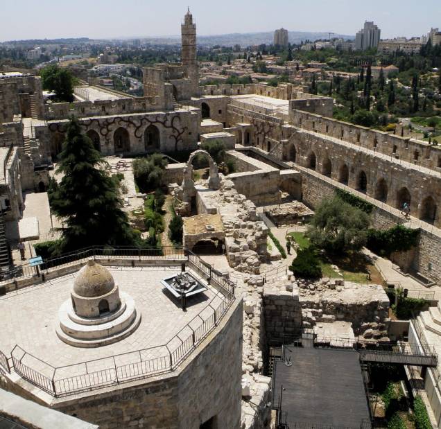 Vista geral da cidadela da Torre de Davi, em Jerusalém, que contém vários elementos islâmicos e um excelente museu sobre a história da cidade