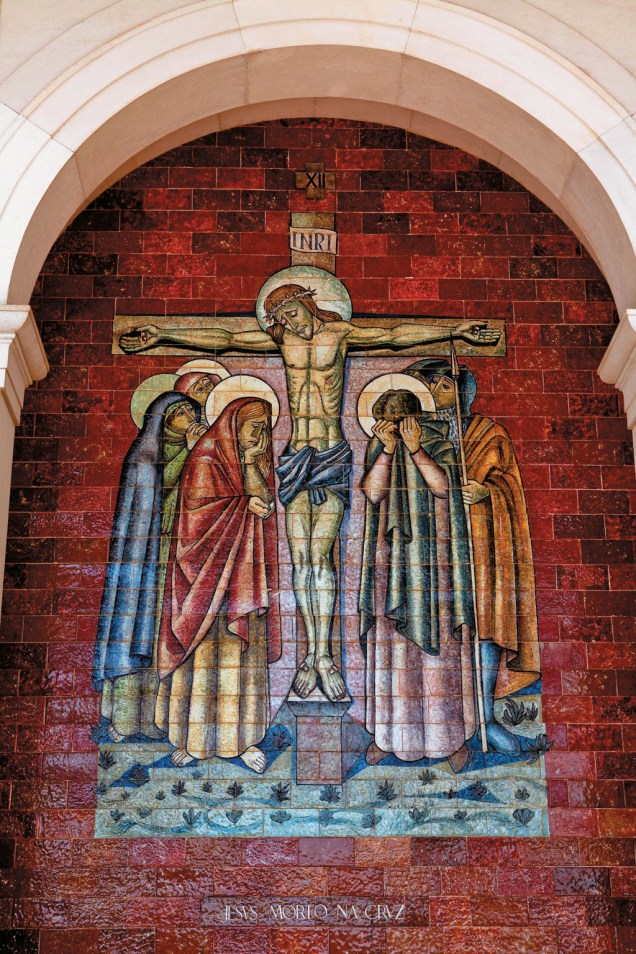 Cena da Paixão de Cristo em mural de Fátima