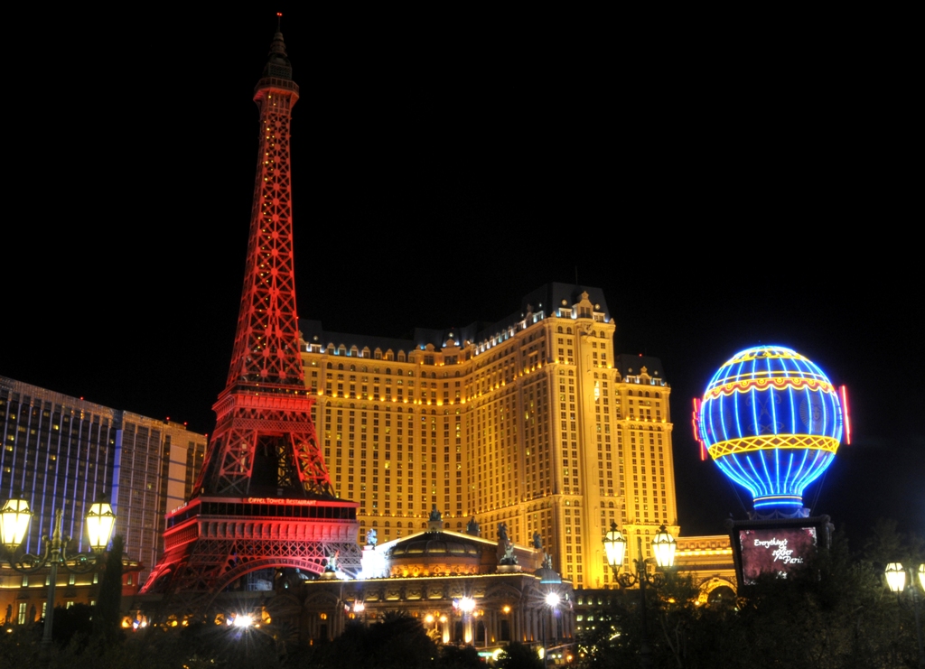 A Paris de Las Vegas, que conta com a maior réplica da Torre Eiffel do mundo