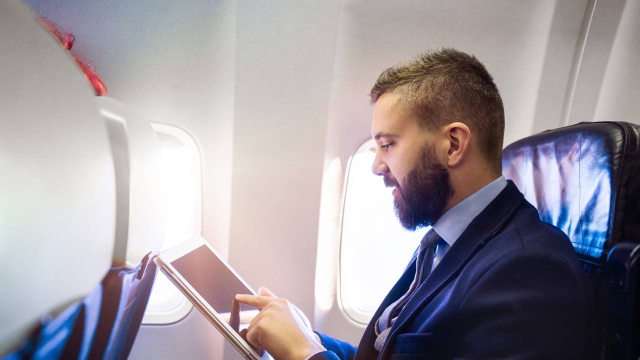 passageiro-aviao-janela