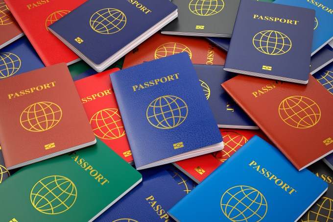 passaportes.jpeg