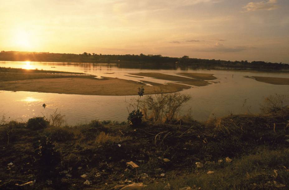 Para quem vai a Parnaíba, no Piauí, dá para fazer o <a href="http://viajeaqui.abril.com.br/estabelecimentos/br-pi-parnaiba-atracao-passeio-de-barco-pelo-delta-do-rio-parnaiba" rel="passeio de barco até o delta do Rio Parnaíba" target="_blank">passeio de barco até o delta do Rio Parnaíba</a>