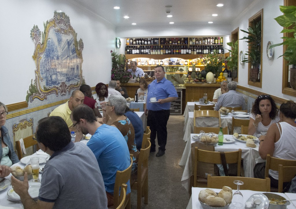 O salão do Pitéu da Graça (Foto: Ora, Pois!)
