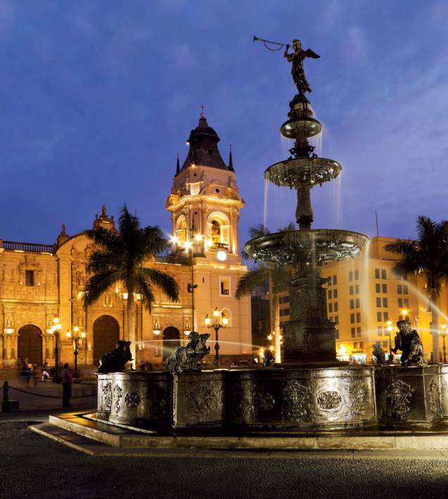 Em Lima, a Plaza das Armas, que foi o coração do império espanhol