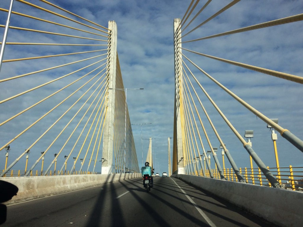 Ponte Newton Navarro, em Natal (RN): nada de bloqueios! (foto: Ana Claudia Crispim)