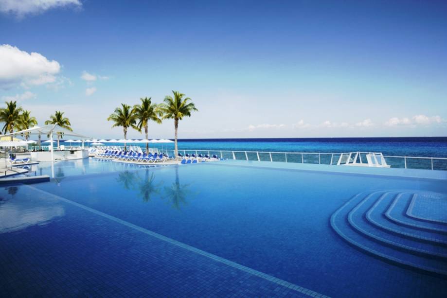 Piscina do Cozumel Palace