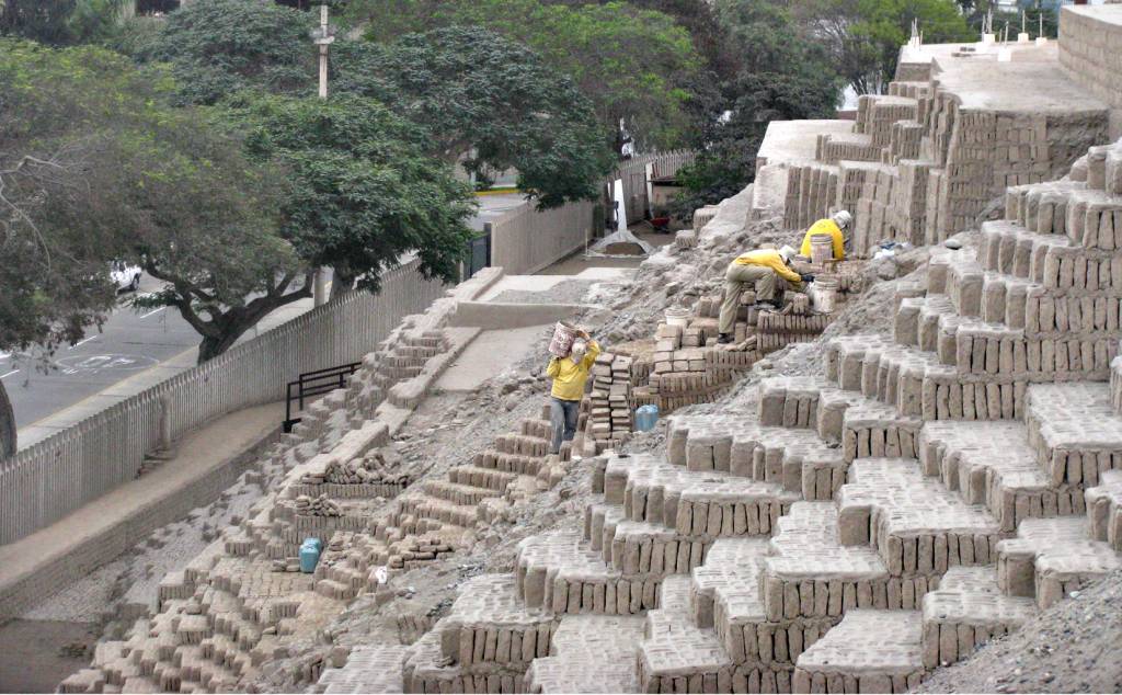 Huaca Pucllana, Lima, Peru