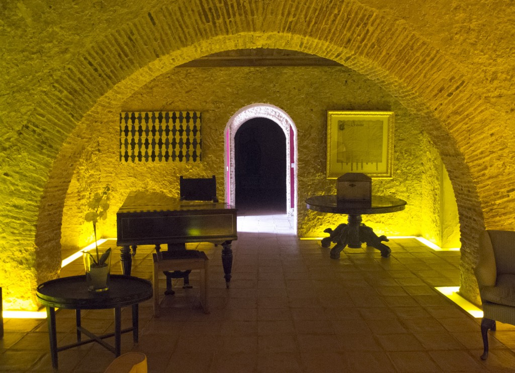 No interior do edifício da Quinta da Bacalhôa fica parte da colecão de obras do coleccionador José Berardo