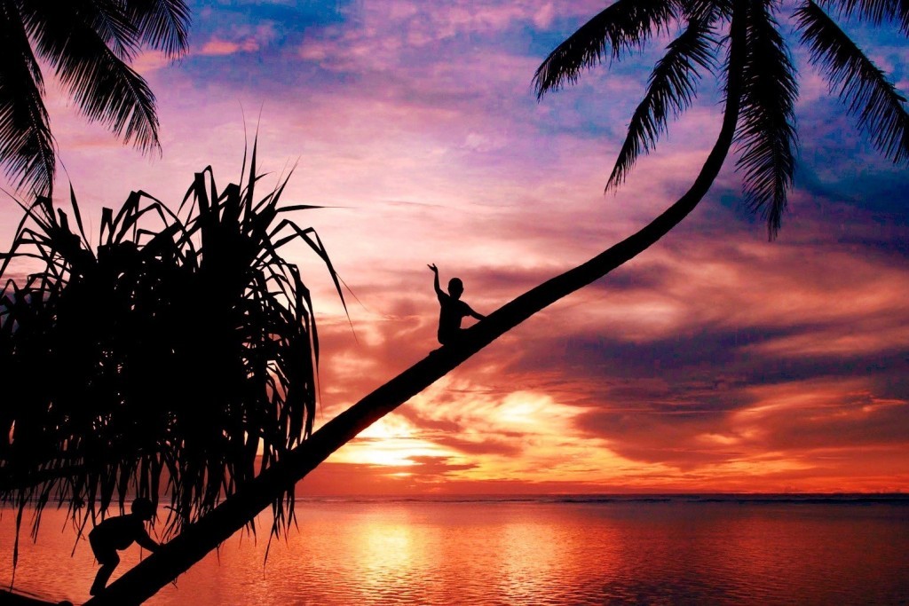 Pôr do sol nessa ilha remota do Pacífico: é o paraíso! (foto: divulgação)