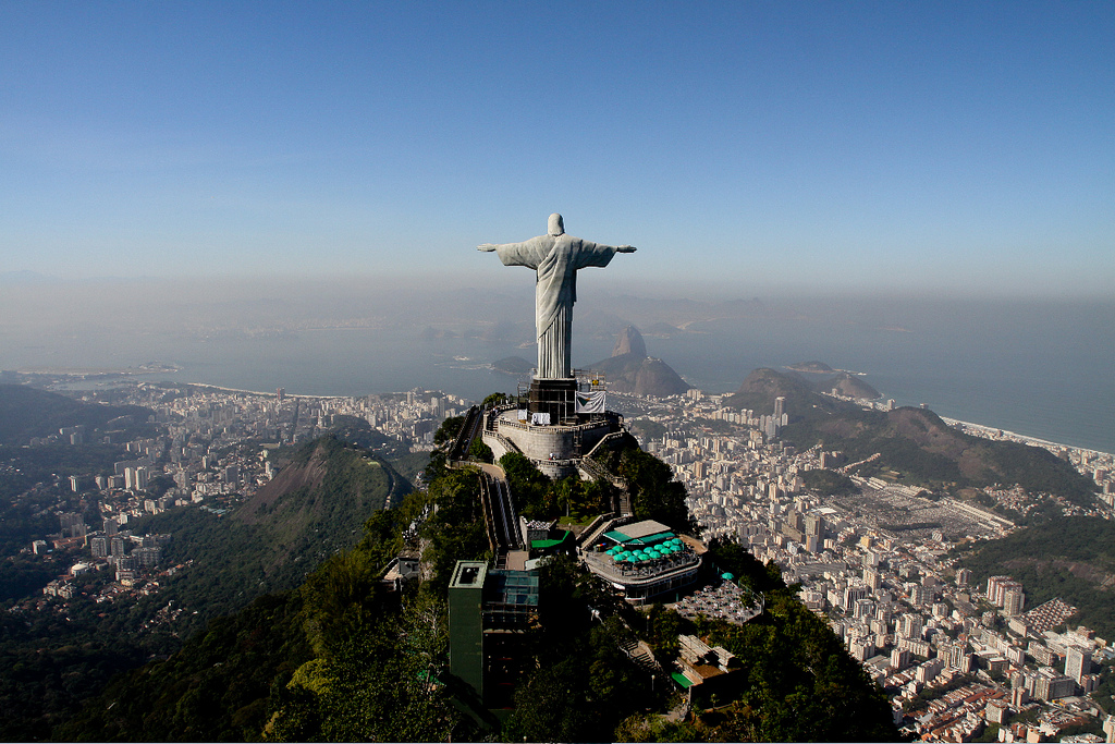 Cristo Redentor, no mirante do Morro do Corcovado, Rio de Janeiro