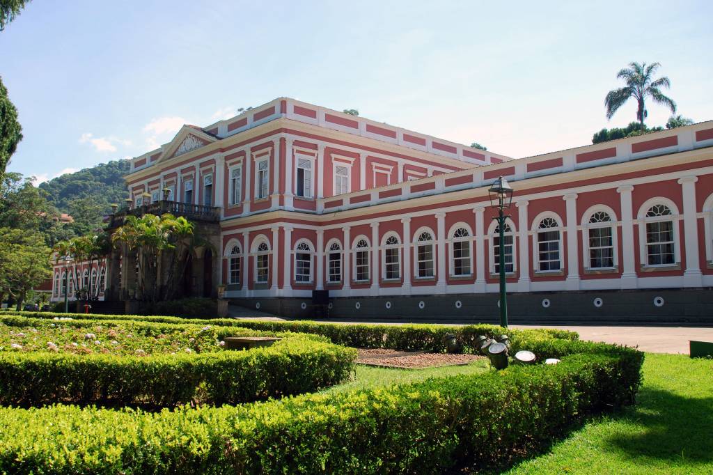 Museu Imperial e seu jardim, Petrópolis (RJ)