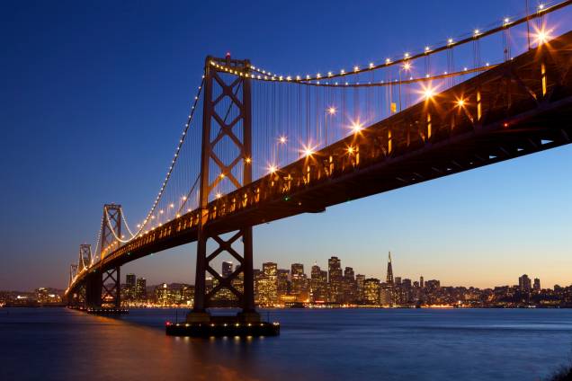 Bay Bridge, em San Francisco, nos Estados Unidos