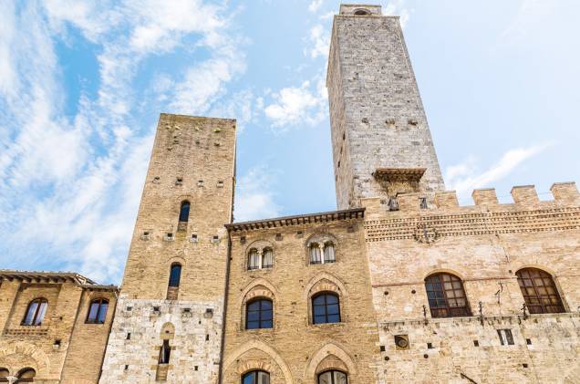 San Gimignano, Itália, é famosa pelas suas torres - que na época medieval, media o poder das famílias mais abastadas da região