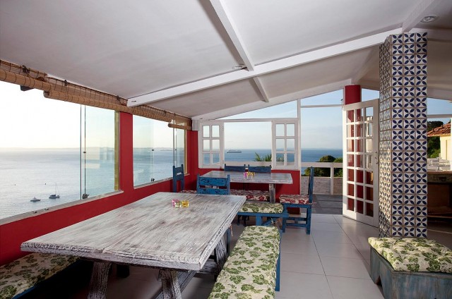 Cafezinho com vista para a Bahêa! (foto: Xico Diniz/divulgação)