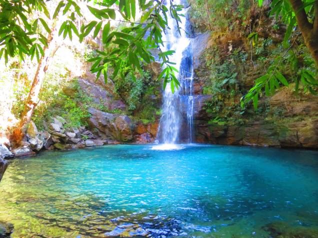 Não é ilusão: a água da cachoeira da Santa Bárbara, em <a href="http://viajeaqui.abril.com.br/cidades/br-go-alto-paraiso-de-goias" rel="Alto Paraíso de Goiás" target="_blank">Alto Paraíso de Goiás</a>, na Chapada dos Veadeiros (GO), é dessa cor mesmo