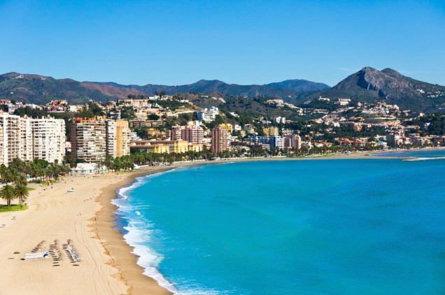 A praia mais próxima do centro de Málaga é a Playa de la Malagueta