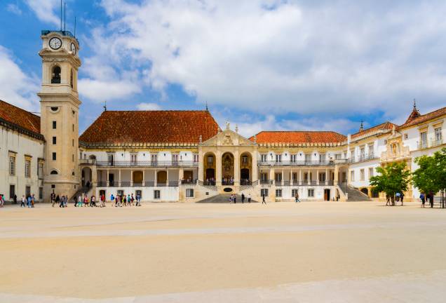 Cerca de 50 mil pessoas passam pela Universidade de Coimbra todo ano Cerca de 50 mil pessoas passam pela Universidade de Coimbra todo ano