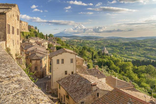 A Toscana vista das alturas de Montepulciano