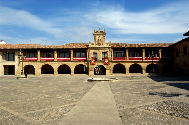 Plaza de España em Santo Domingo de la Calzada