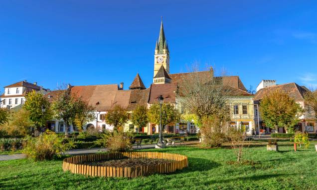 A beleza da Igreja Medieval Fortificada de Medias, na Transilvânia