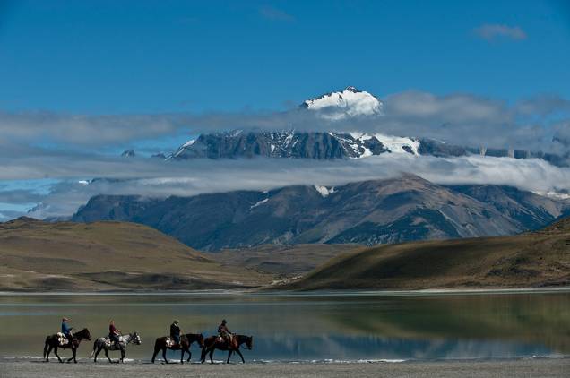 Cavalgada na região das Torres del Paine