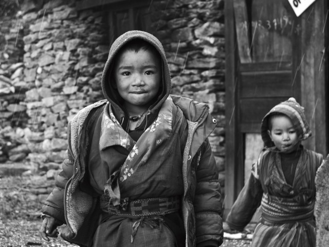 Um primeiro encontro com crianças no Tibete