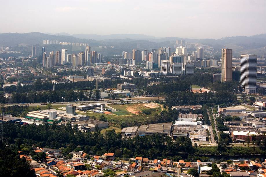 Vista aérea do centro comercial de Alphaville