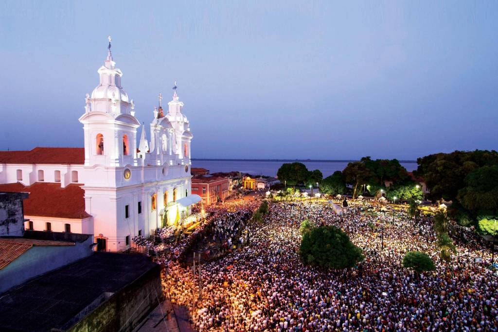 Como é a procissão do Círio de Nazaré, em Belém do Pará