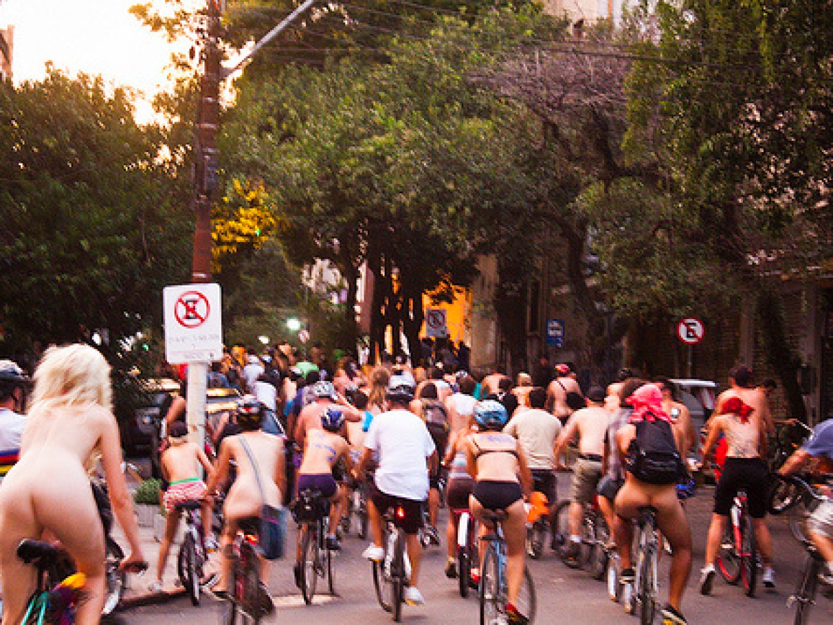 10ª Pedalada Pelada: SP pede respeito... | Viagem e Turismo