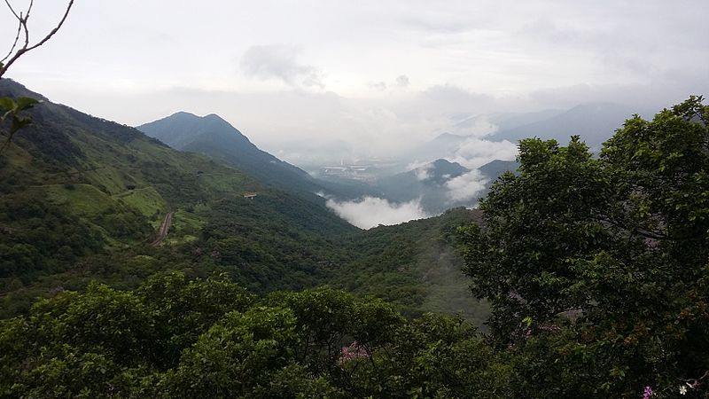 Paranapiacana Vista_do_Mirante_do_Parque_de_Paranapiacaba – Maria Cristina N. – wikimedia commons