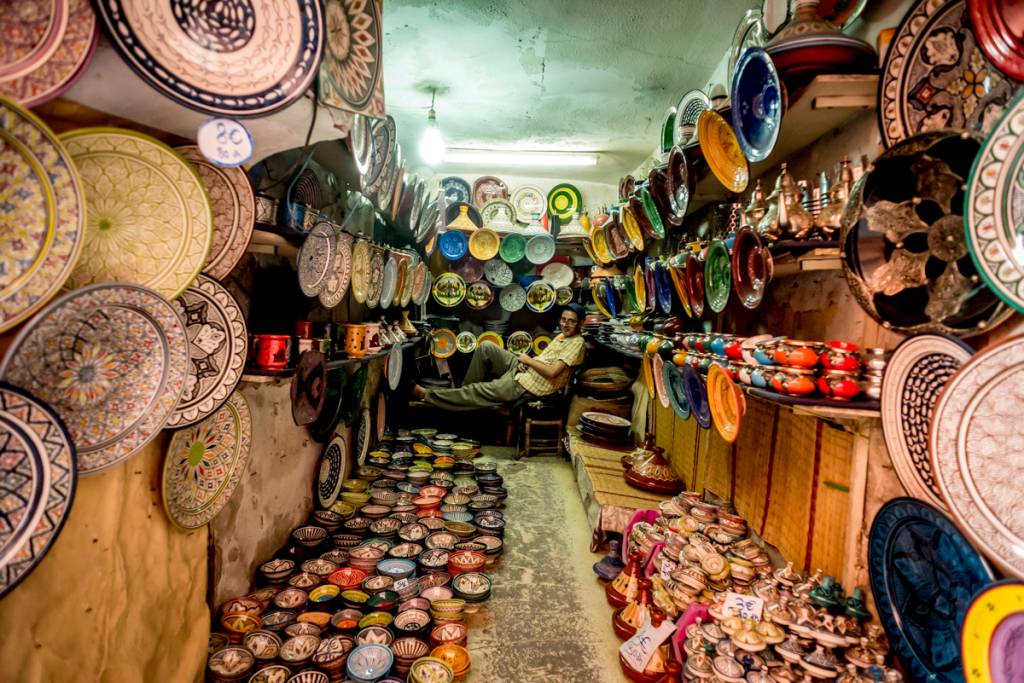Vendedor de cerâmicas no souk: a vida passa lentamente...