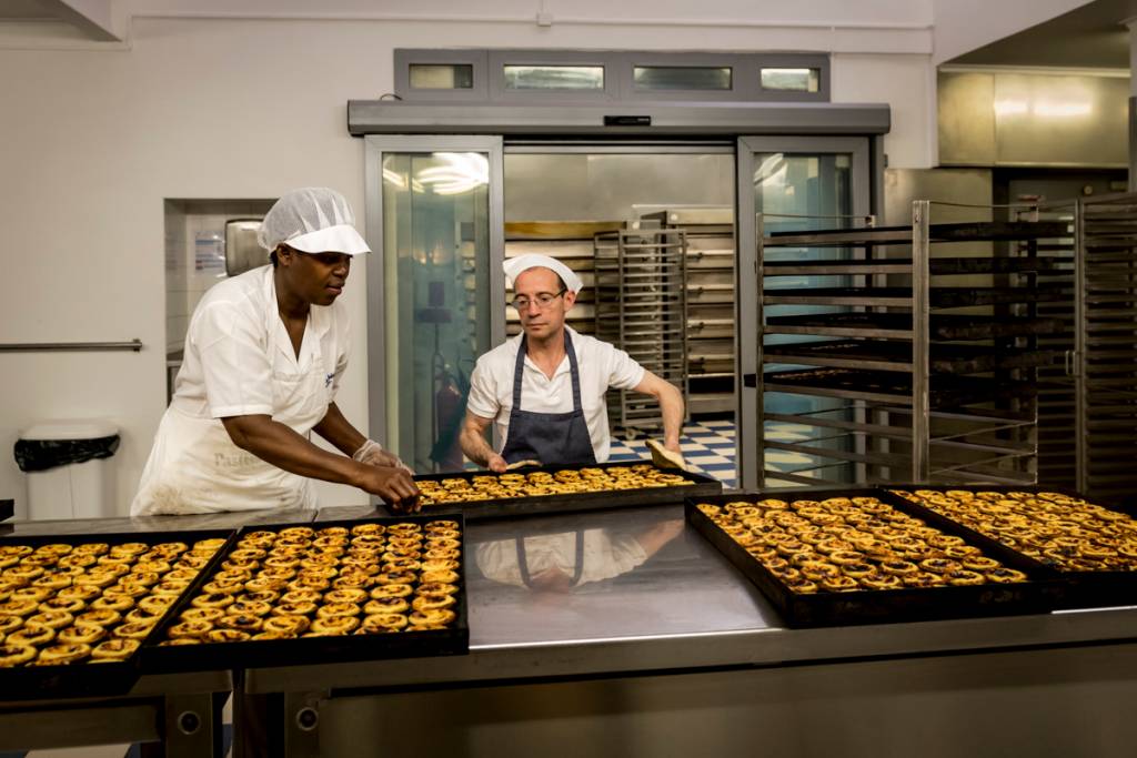 Fornadas na Antiga Fábrica dos Pastéis de Belém: quentinhos e deliciosos