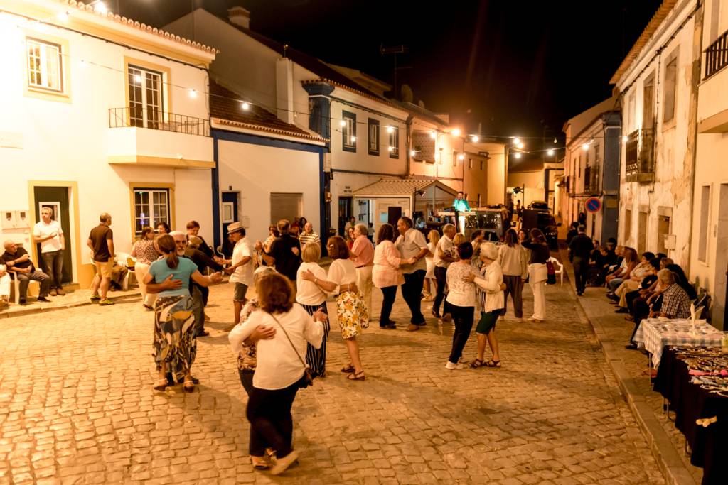 Bailarico na praça!