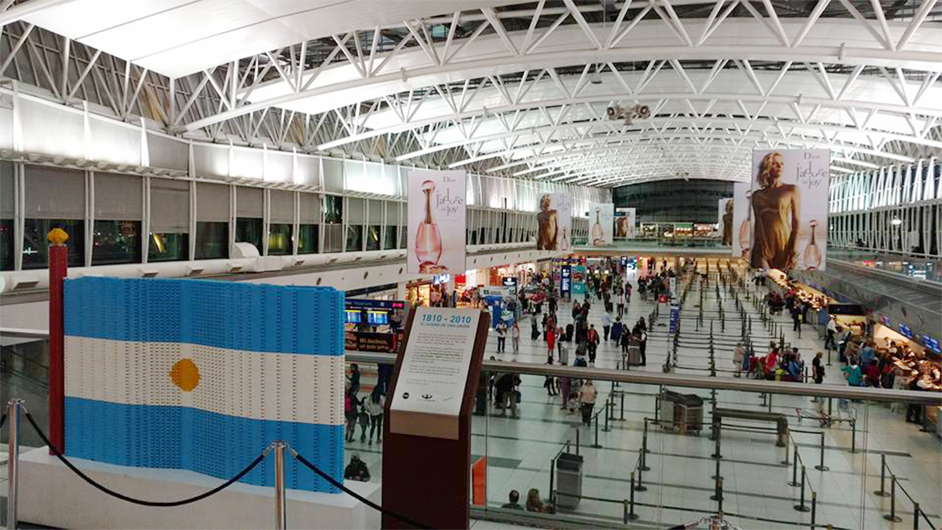 Buenos Aires Aeroporto de Ezeiza terá serviços especiais para brasileiros Viagem e Turismo