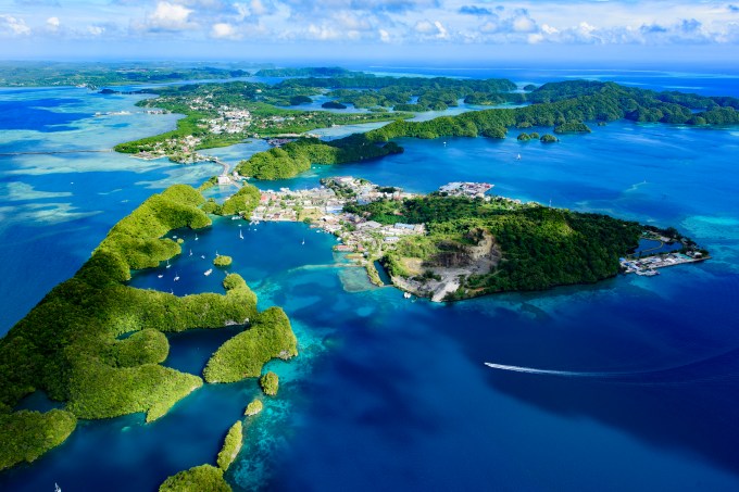 Visão aérea de ilha em Palau