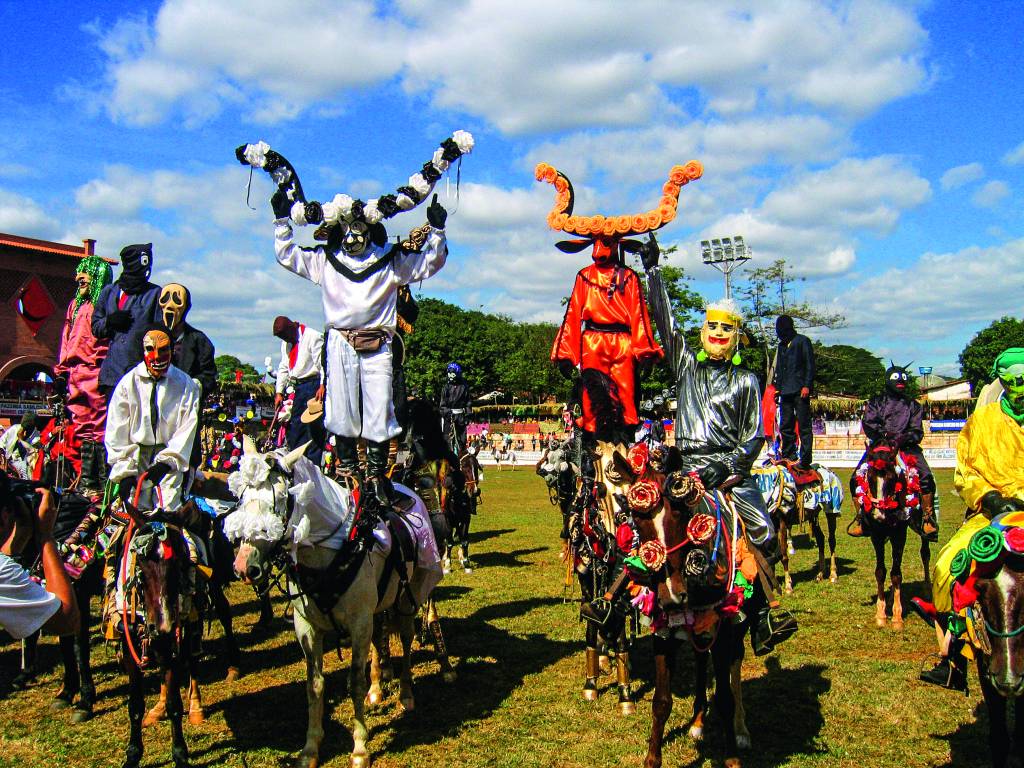 Mascarados de Pirenópolis