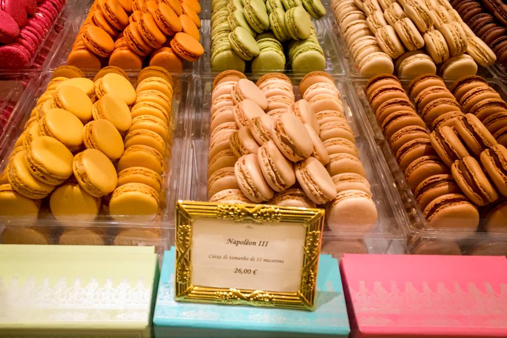 Macarons de todas as cores e sabores: festival de delícias