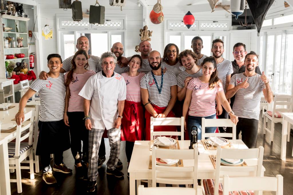 Restaurante Sal, Praia do Pego, Portugal 2 A equipe simpaticíssima do Sal